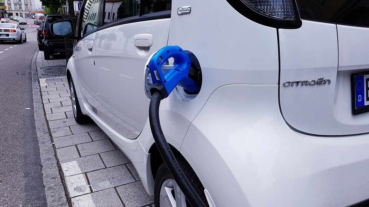 assicurazione auto elettrica